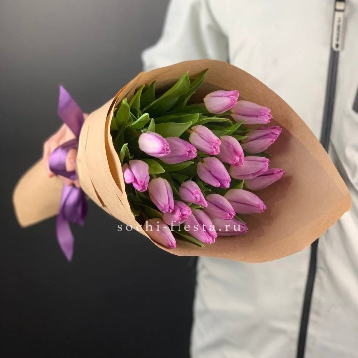 19 розовых  тюльпанов в Грозные