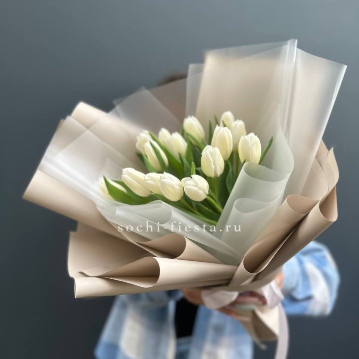 Букет из 15 белых тюльпанов в Грозные