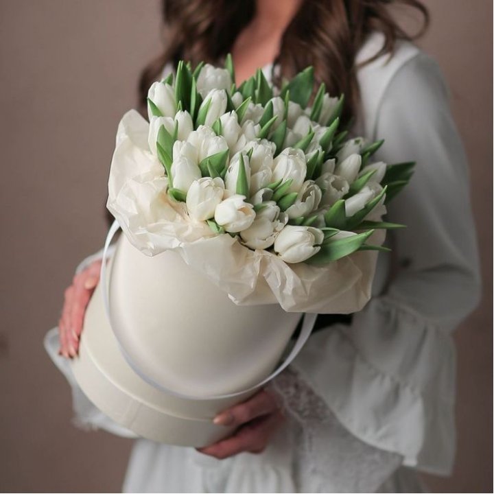 Тюльпаны в цилиндре  в Грозные